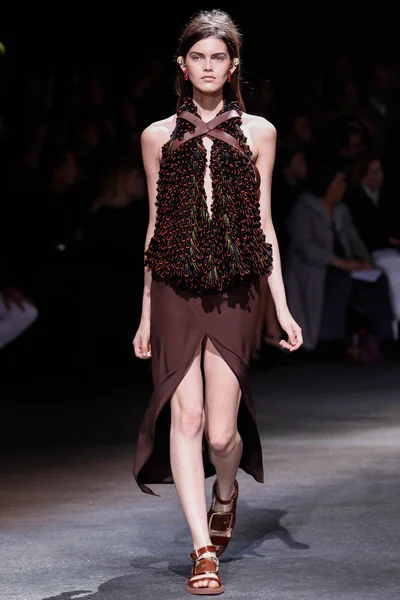 Look 30